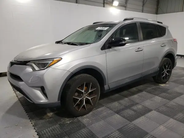 2T3JFREV8HW612398 2017 TOYOTA RAV 4 - Image 1