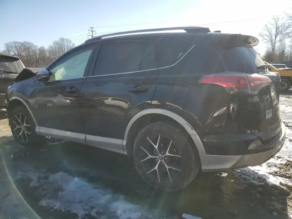 2T3JFREV9JW722656 2018 TOYOTA RAV 4 - Image 2