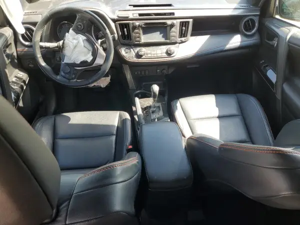 2T3JFREV9JW801731 2018 TOYOTA RAV 4 - Image 8