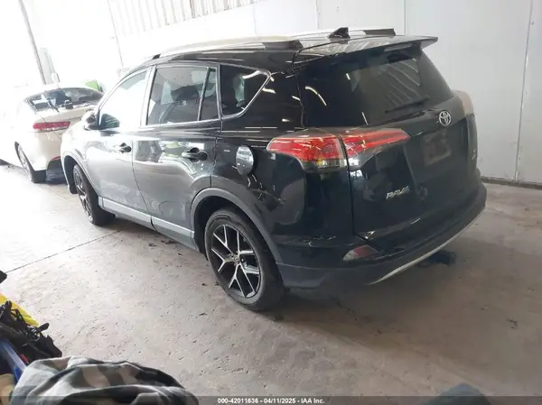 2T3JFREVXGW414727 2016 TOYOTA RAV 4 - Image 2