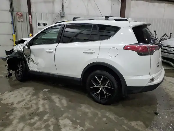 2T3JFREVXGW417871 2016 TOYOTA RAV 4 - Image 2