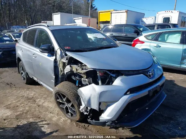 2T3JFREVXGW490061 2016 TOYOTA RAV 4 - Image 1