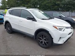 2T3JFREVXJW763555 2018 TOYOTA RAV 4