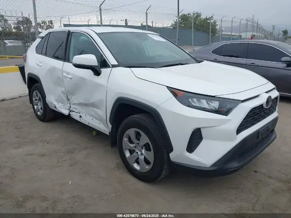 2T3K1RFV1NC205621 2022 TOYOTA RAV 4 - Image 1