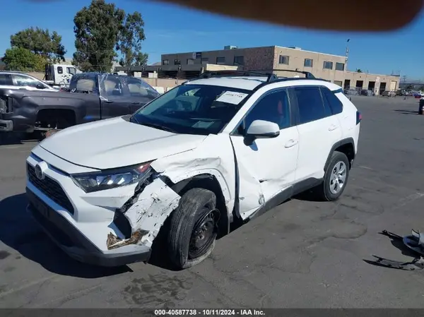 2T3K1RFV2KW028748 2019 TOYOTA RAV 4 - Image 2