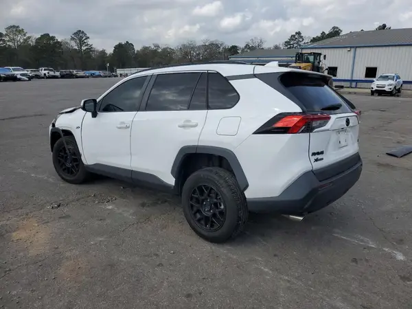 2T3K1RFV2LC068556 2020 TOYOTA RAV 4 - Image 2
