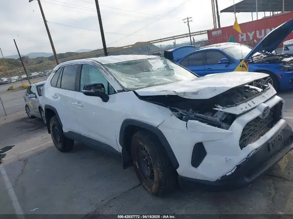 2T3K1RFV3NC188126 2022 TOYOTA RAV 4 - Image 1