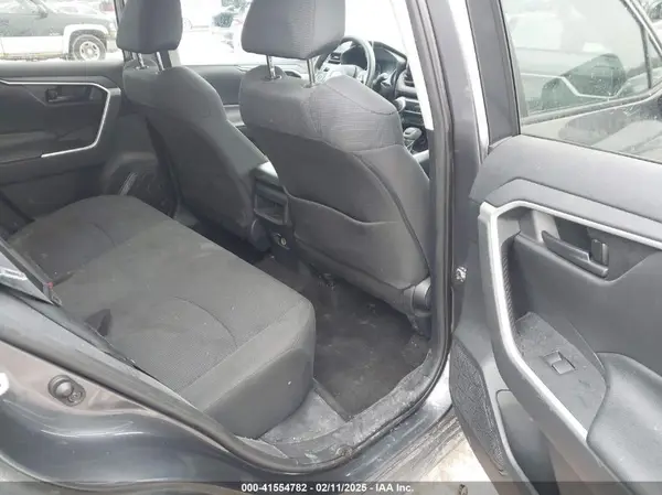 2T3K1RFV4KW034549 2019 TOYOTA RAV 4 - Image 8