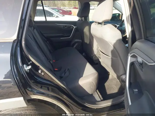 2T3K1RFV4MC166327 2021 TOYOTA RAV 4 - Image 8