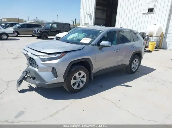 2T3K1RFV4RC279959 2024 TOYOTA RAV 4 - Image 2