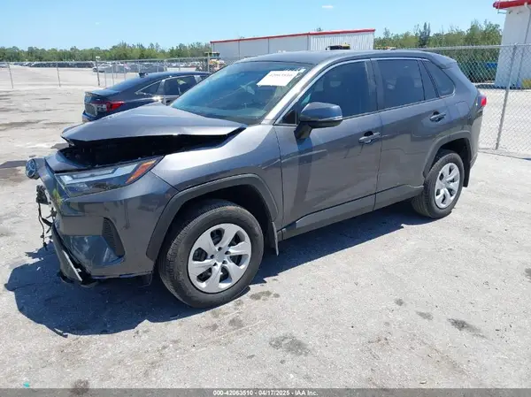 2T3K1RFV5RC279291 2024 TOYOTA RAV 4 - Image 2