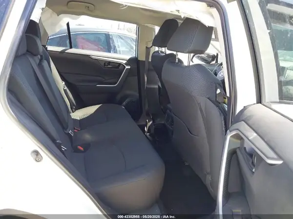 2T3K1RFV5RW337477 2024 TOYOTA RAV 4 - Image 8
