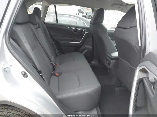 2T3K1RFV5SW384630 2025 TOYOTA RAV 4 - Image 8