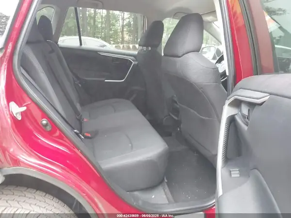 2T3K1RFV6KW051725 2019 TOYOTA RAV 4 - Image 8