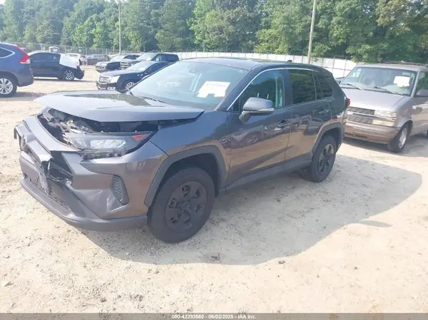 2T3K1RFV6NC192333 2022 TOYOTA RAV 4 - Image 2