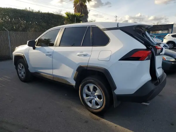 2T3K1RFV7RW349761 2024 TOYOTA RAV 4 - Image 2