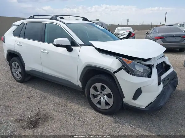 2T3K1RFV8KW015499 2019 TOYOTA RAV 4 - Image 1