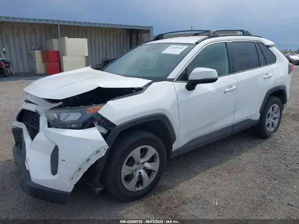 2T3K1RFV8KW015499 2019 TOYOTA RAV 4 - Image 2