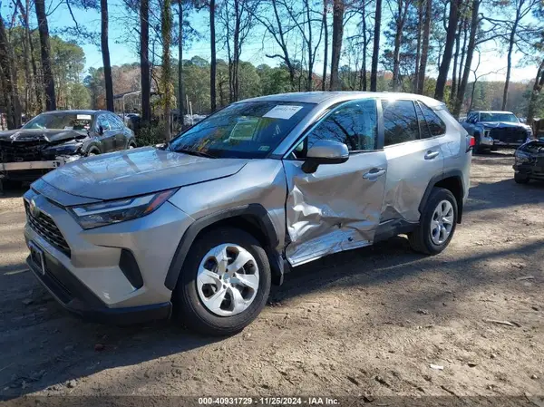 2T3K1RFV9PW261114 2023 TOYOTA RAV 4 - Image 2