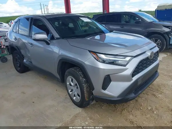 2T3K1RFV9RC280394 2024 TOYOTA RAV 4 - Image 1