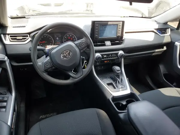 2T3K1RFVXKW005721 2019 TOYOTA RAV 4 - Image 8