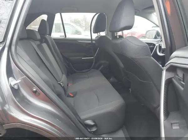 2024 TOYOTA RAV 4 auction photo 8