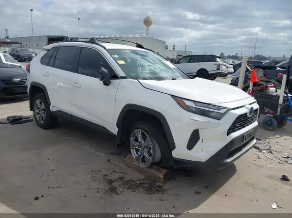 2T3LWRFV1RW199507 2024 TOYOTA RAV 4 - Image 1