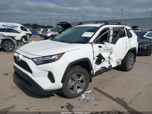 2T3LWRFV1RW199507 2024 TOYOTA RAV 4 - Image 2