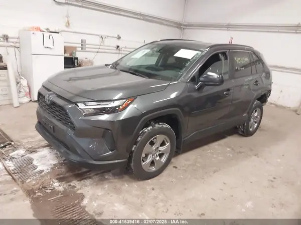 2T3LWRFV1RW217360 2024 TOYOTA RAV 4 - Image 2