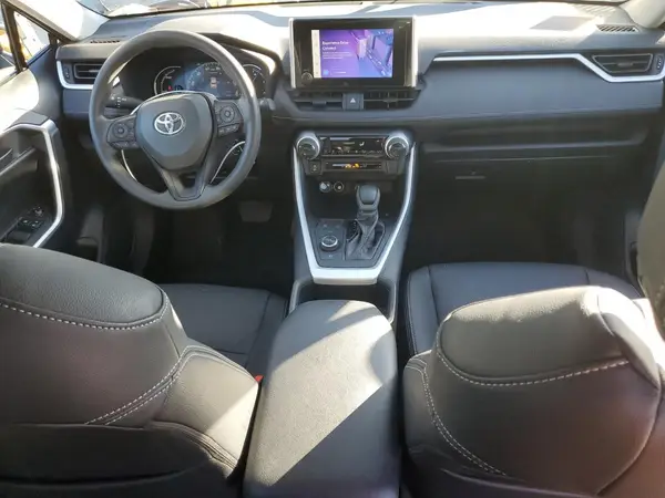 2T3LWRFV2RW240968 2024 TOYOTA RAV 4 - Image 8