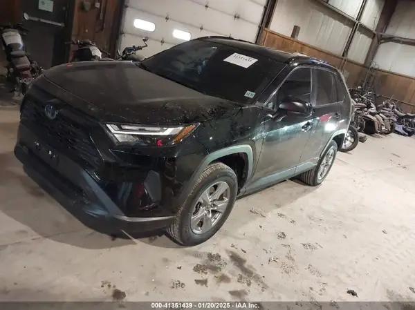 2T3LWRFV3RW190145 2024 TOYOTA RAV 4 - Image 2