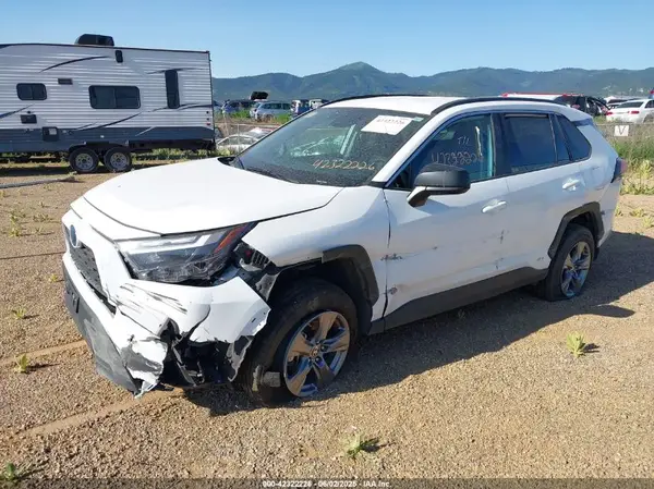2T3LWRFV7RW211398 2024 TOYOTA RAV 4 - Image 2