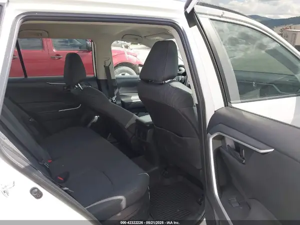 2T3LWRFV7RW211398 2024 TOYOTA RAV 4 - Image 8