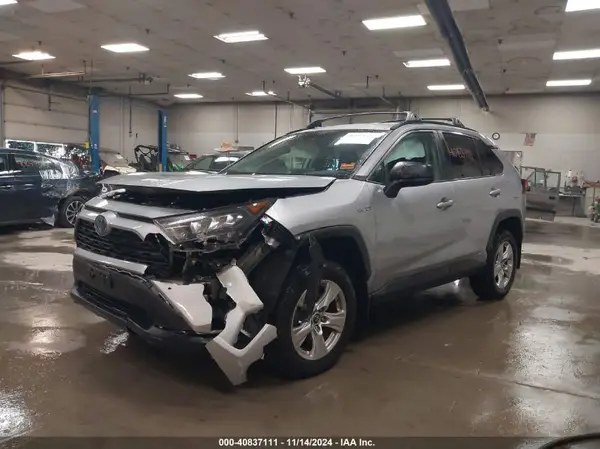 2T3LWRFV9KW023763 2019 TOYOTA RAV 4 - Image 2