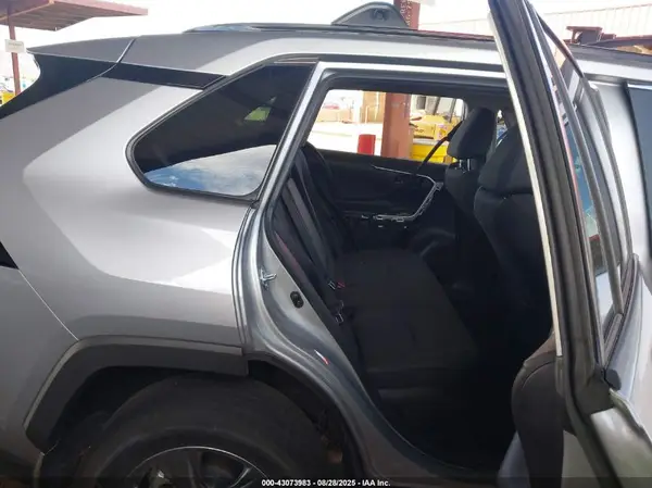 2024 TOYOTA RAV 4 auction photo 8