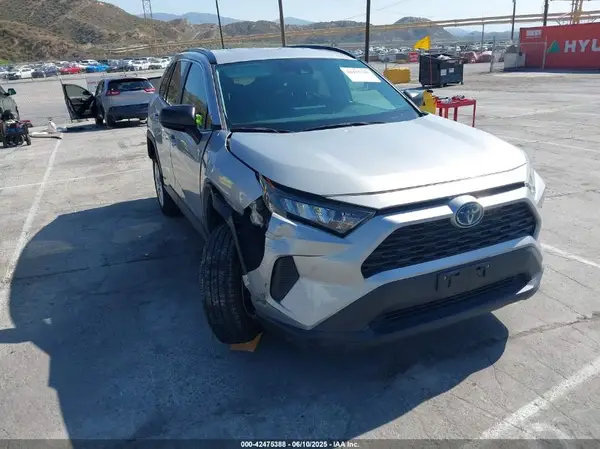 2T3LWRFVXLW068163 2020 TOYOTA RAV 4 - Image 1