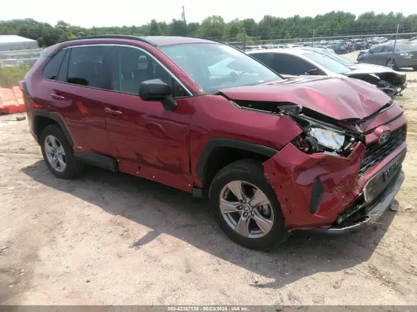 2T3LWRFVXNW135895 2022 TOYOTA RAV 4 - Image 1