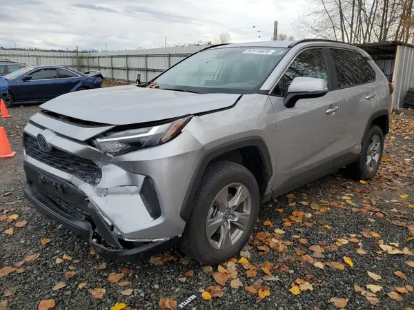 2T3MWRFV0RW189099 2024 TOYOTA RAV 4 - Image 1