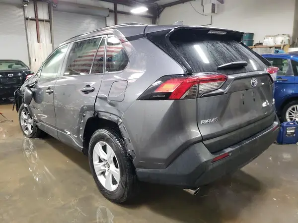 2T3MWRFV1NW137149 2022 TOYOTA RAV 4 - Image 2