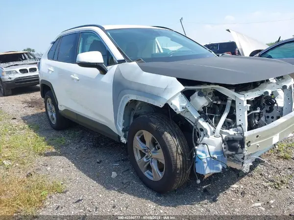 2T3MWRFV1RW192822 2024 TOYOTA RAV 4 - Image 1