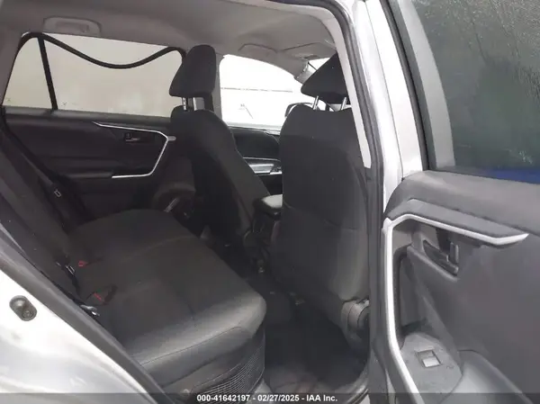 2T3MWRFV1RW209263 2024 TOYOTA RAV 4 - Image 8