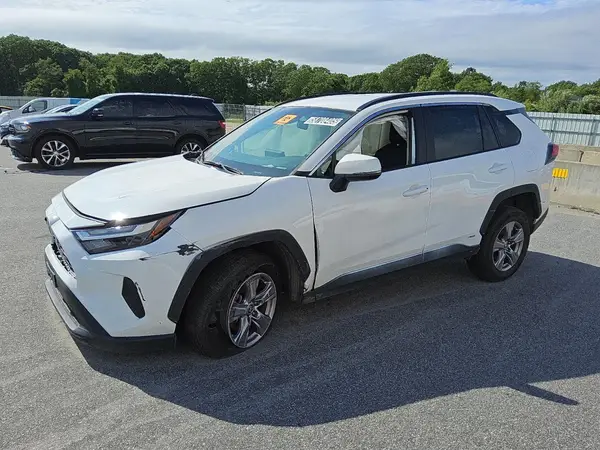 2T3MWRFV1SW256153 2025 TOYOTA RAV 4 - Image 1