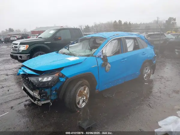 2T3MWRFV2LW058456 2020 TOYOTA RAV 4 - Image 2