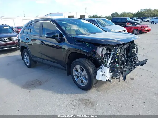 2T3MWRFV4RW242063 2024 TOYOTA RAV 4 - Image 1