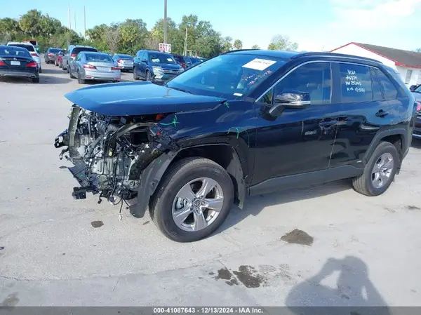2T3MWRFV4RW242063 2024 TOYOTA RAV 4 - Image 2