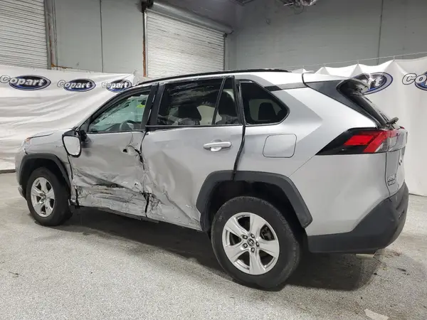2T3MWRFV6KW004303 2019 TOYOTA RAV 4 - Image 2