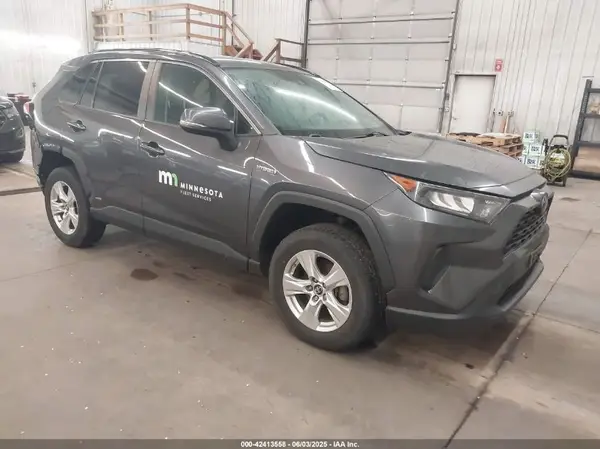 2T3MWRFV6KW022347 2019 TOYOTA RAV 4 - Image 1