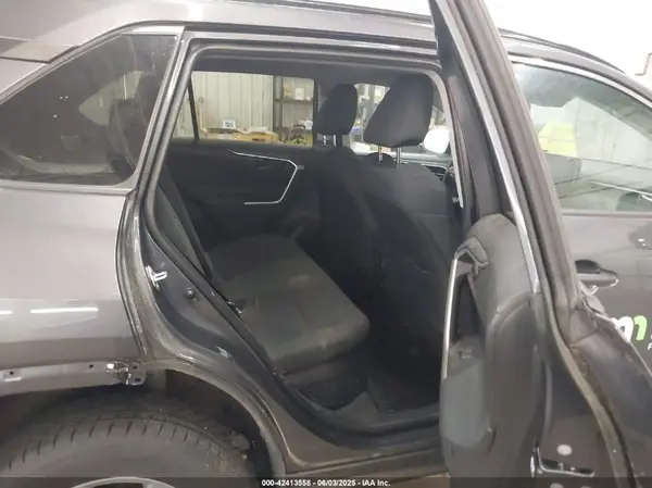 2T3MWRFV6KW022347 2019 TOYOTA RAV 4 - Image 8