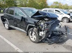 2T3MWRFV6KW028603 2019 TOYOTA RAV 4