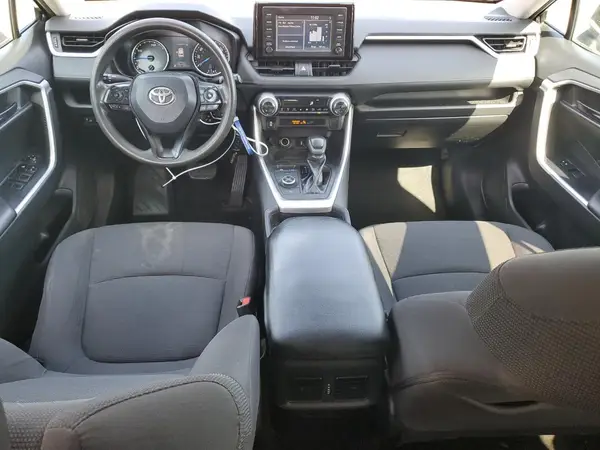 2T3MWRFV7KW007033 2019 TOYOTA RAV 4 - Image 8